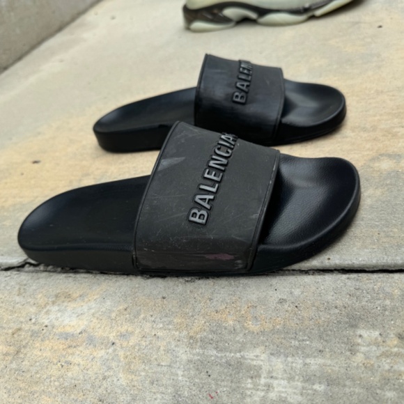 Balenciaga slides size 9 1/2 - Picture 2 of 4